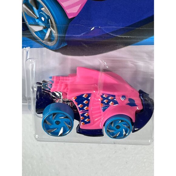 Hot Wheels Piranha Terror HW Mega Bite 2024 Mainline 87/250 Pink Diecast Car - Picture 4 of 7